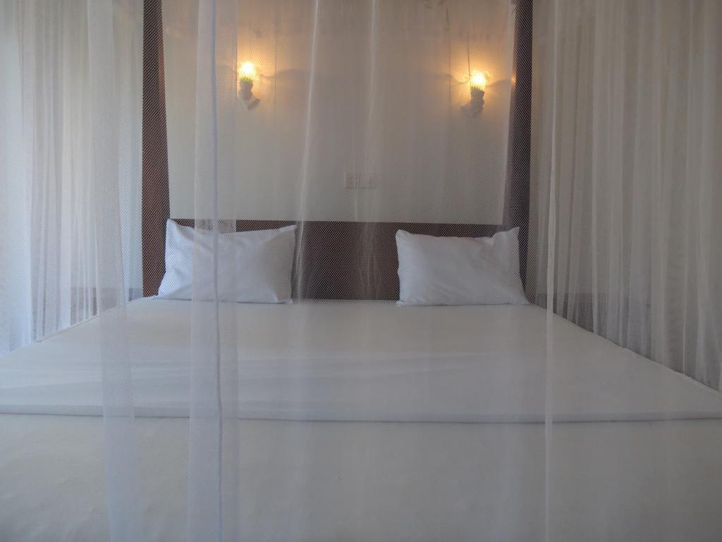 Why Not Guest House Hikkaduwa Habitación foto